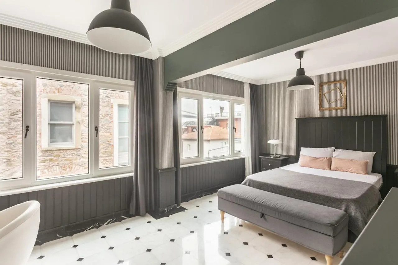 Dreamy Flat With Bosphorus View In Rumeli Hisari Apartment Istanbul 0*,